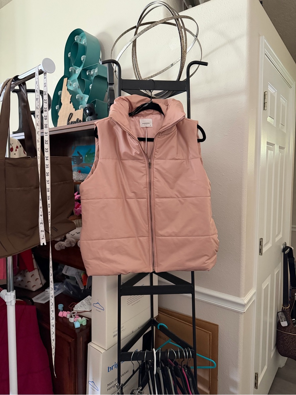 Women’s Puffer Vest  - Dusty Rose